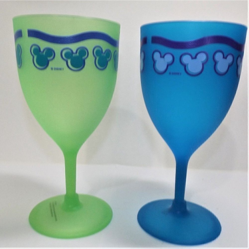 Set of 2 vintage plastic Mickey Mouse wine/water glasses multicolor